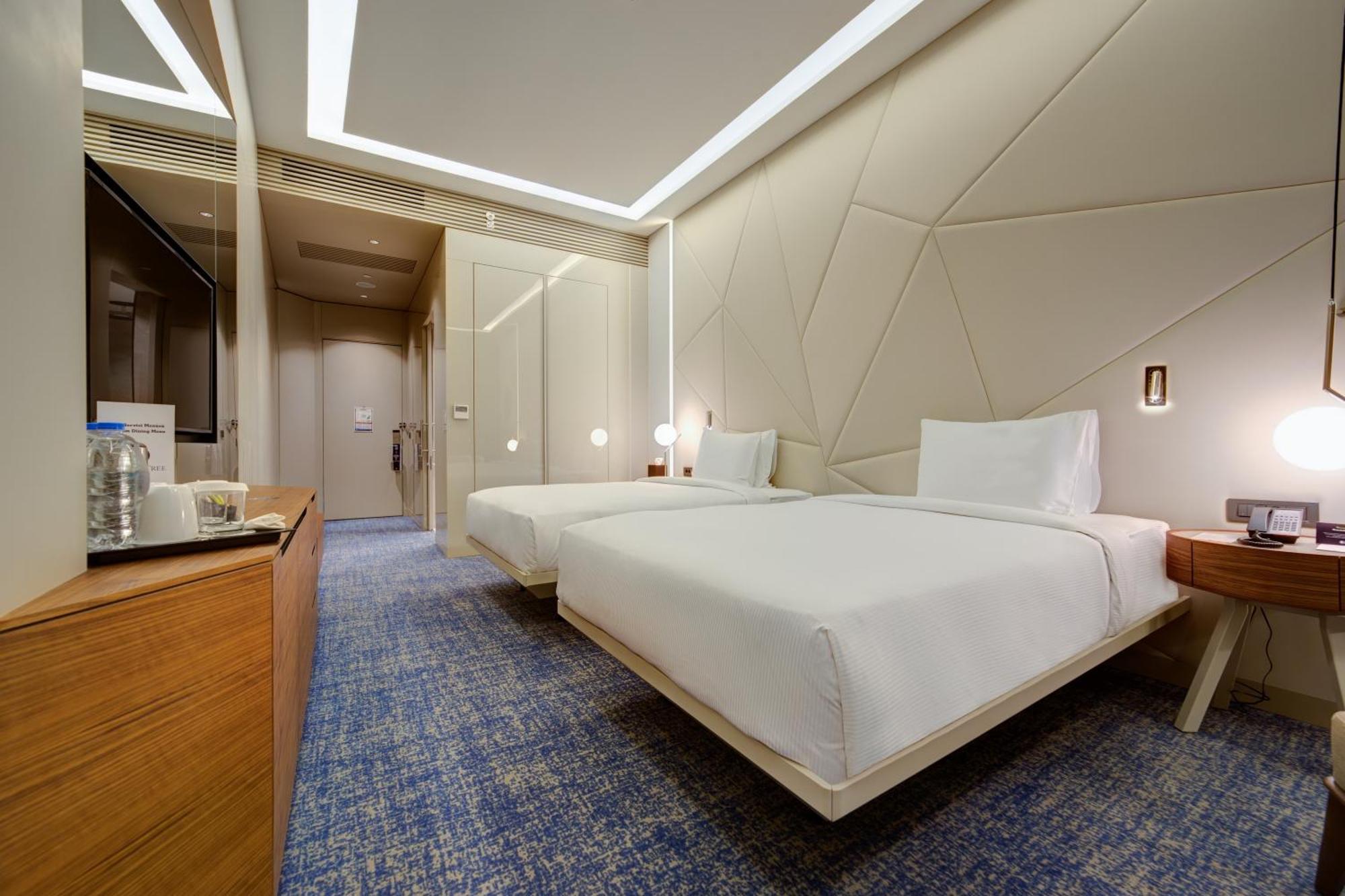 ดับเบิลทรี บาย ฮิลตัน อาดานา Hotel ภายนอก รูปภาพ