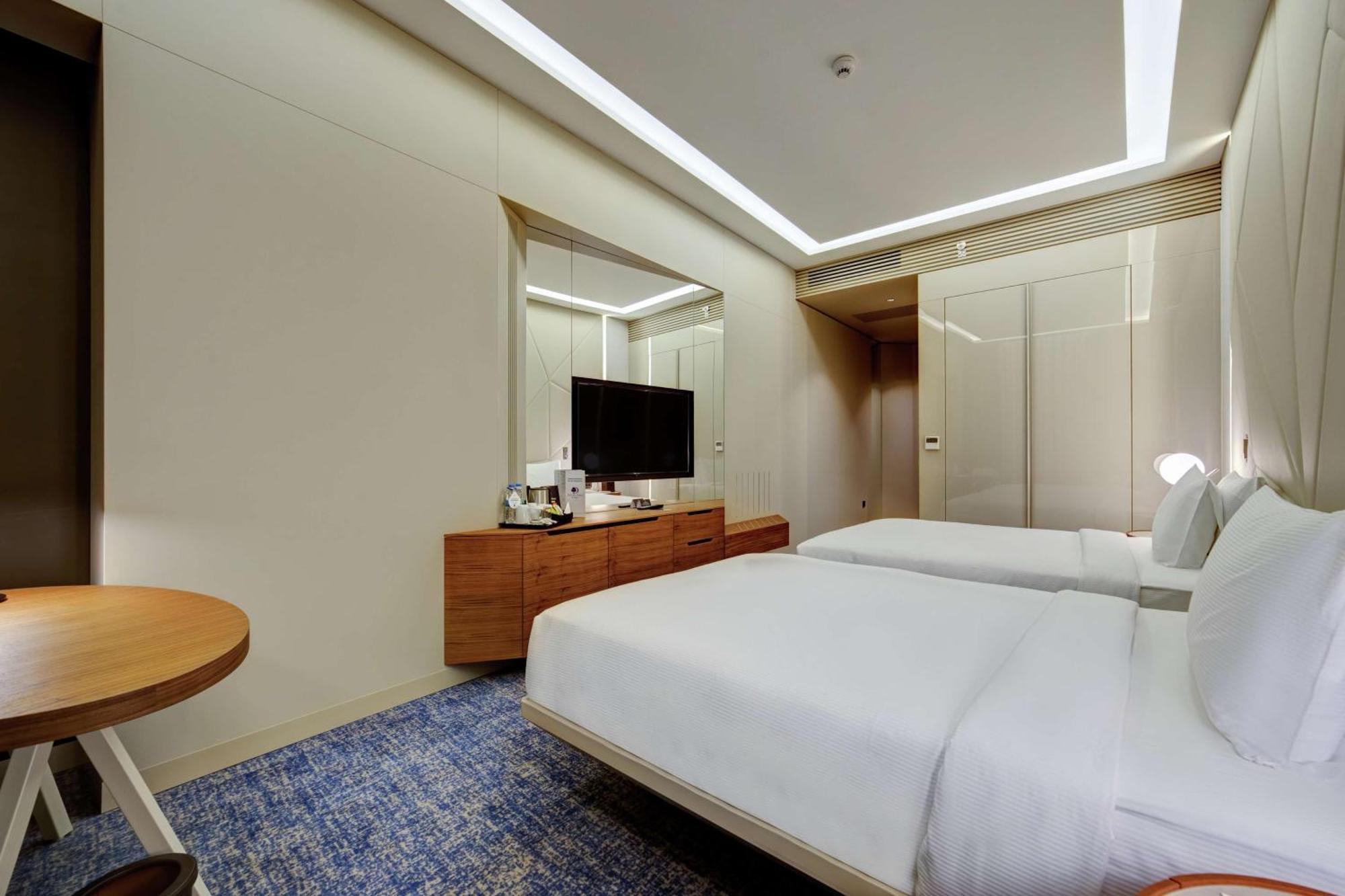 ดับเบิลทรี บาย ฮิลตัน อาดานา Hotel ภายนอก รูปภาพ